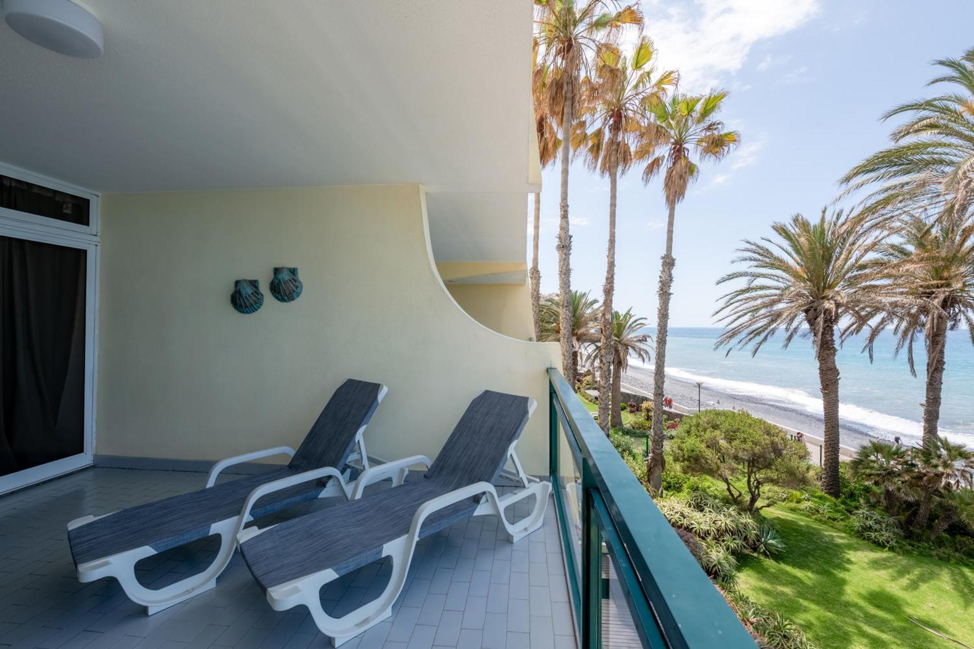 Atlantic View Apartment At Formosa Beach Funchal  Exterior photo