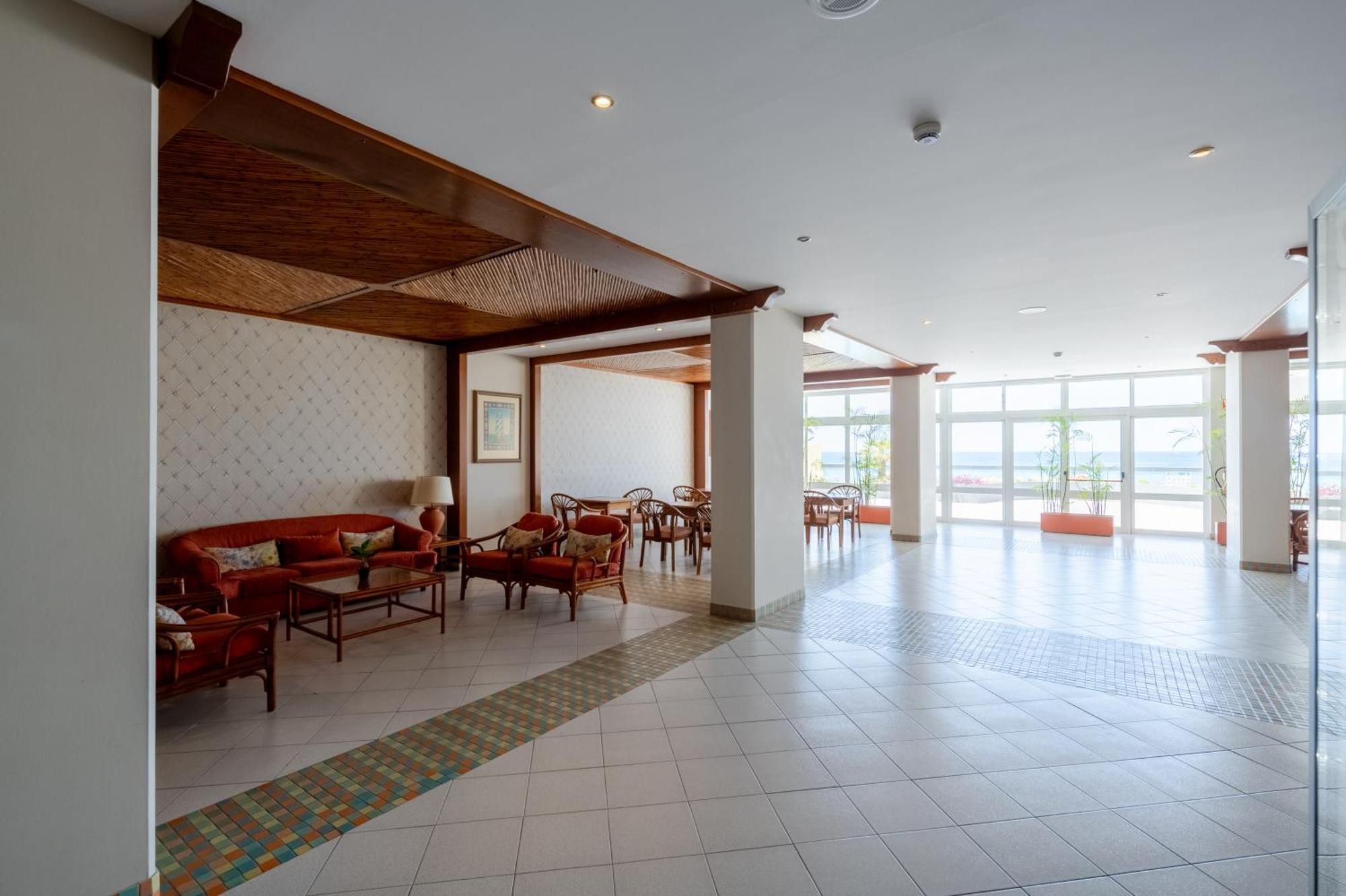 Atlantic View Apartment At Formosa Beach Funchal  Exterior photo