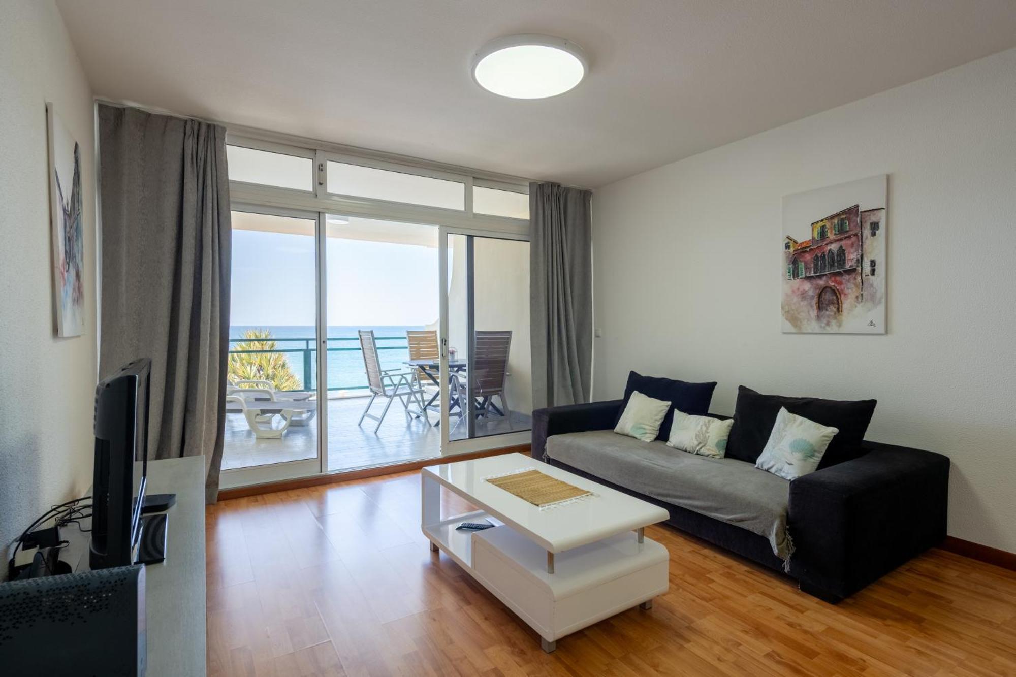 Atlantic View Apartment At Formosa Beach Funchal  Exterior photo