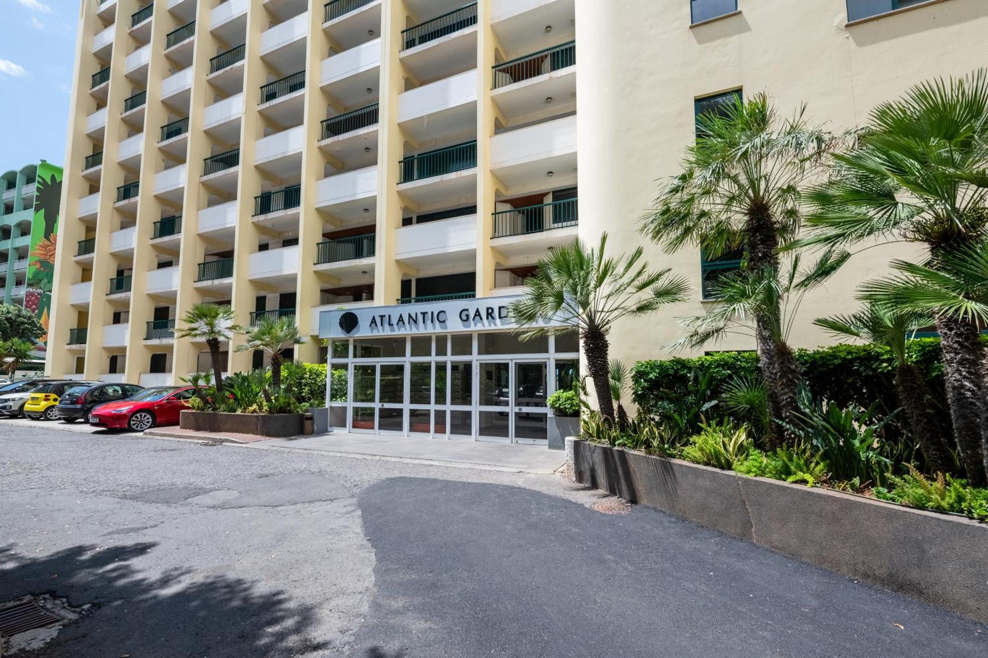 Atlantic View Apartment At Formosa Beach Funchal  Exterior photo