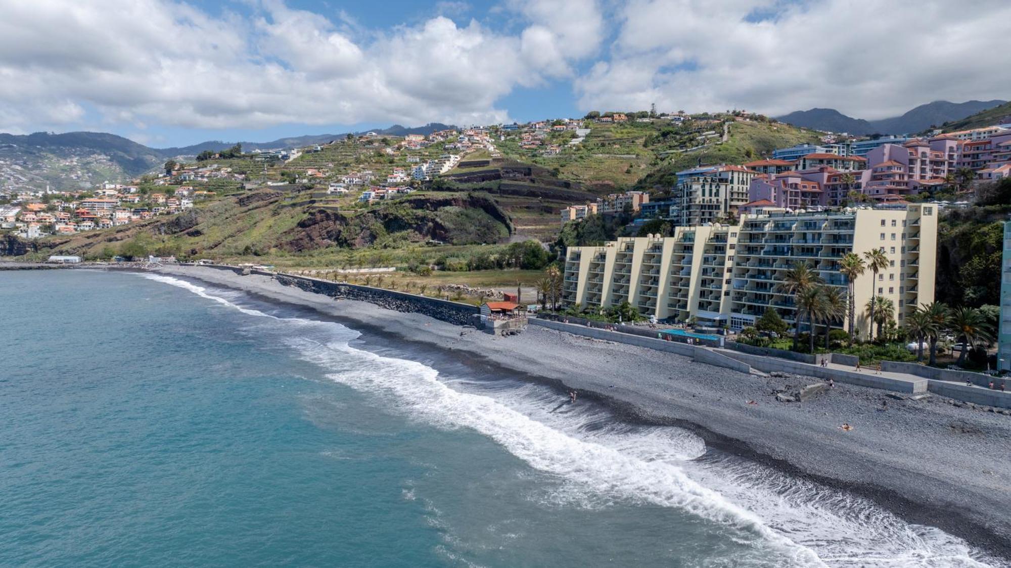 Atlantic View Apartment At Formosa Beach Funchal  Exterior photo